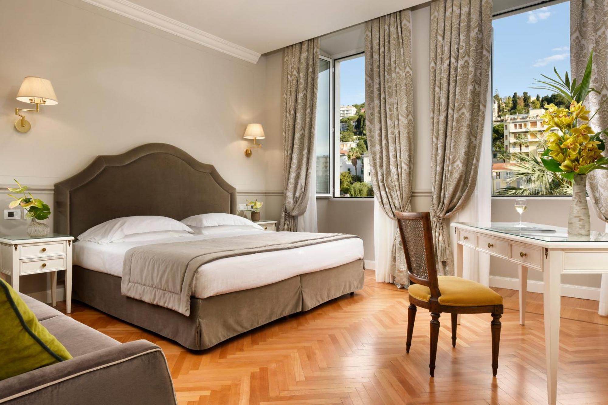 Royal Hotel Сан Ремо Екстериор снимка Deluxe Room