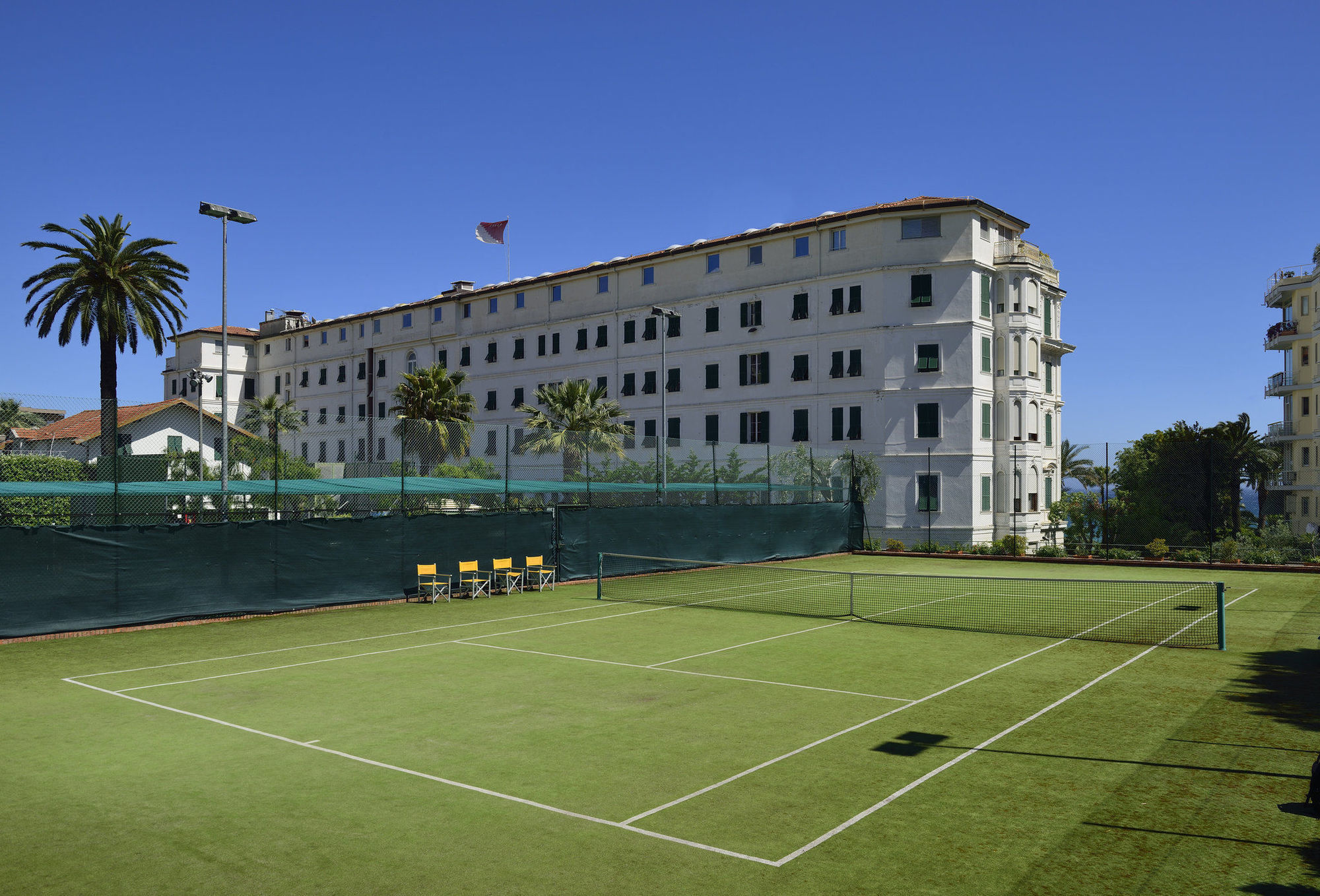 Royal Hotel Сан Ремо Екстериор снимка Tennis Club