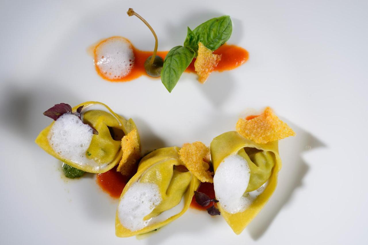 Royal Hotel Сан Ремо Екстериор снимка A plate of ravioli